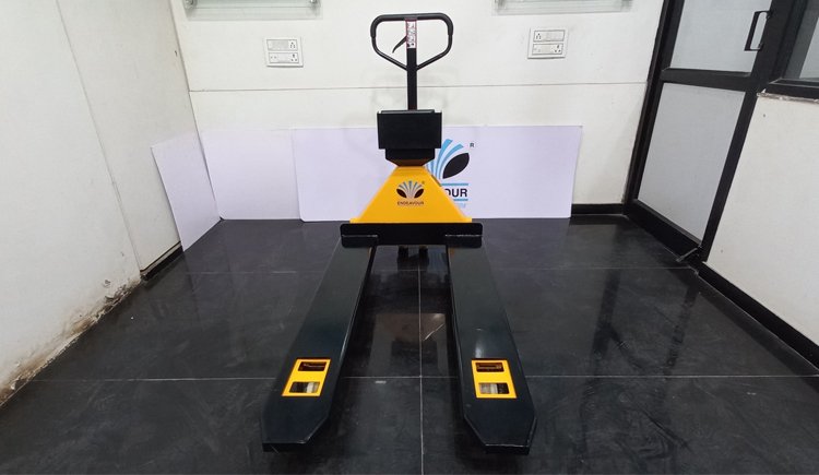 Hydraulic Hand Pallet Weighing Scale by Endeavour